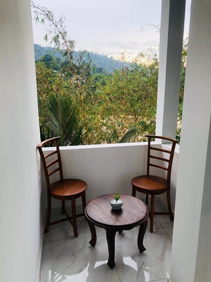 Kandy River Garden Exterior foto
